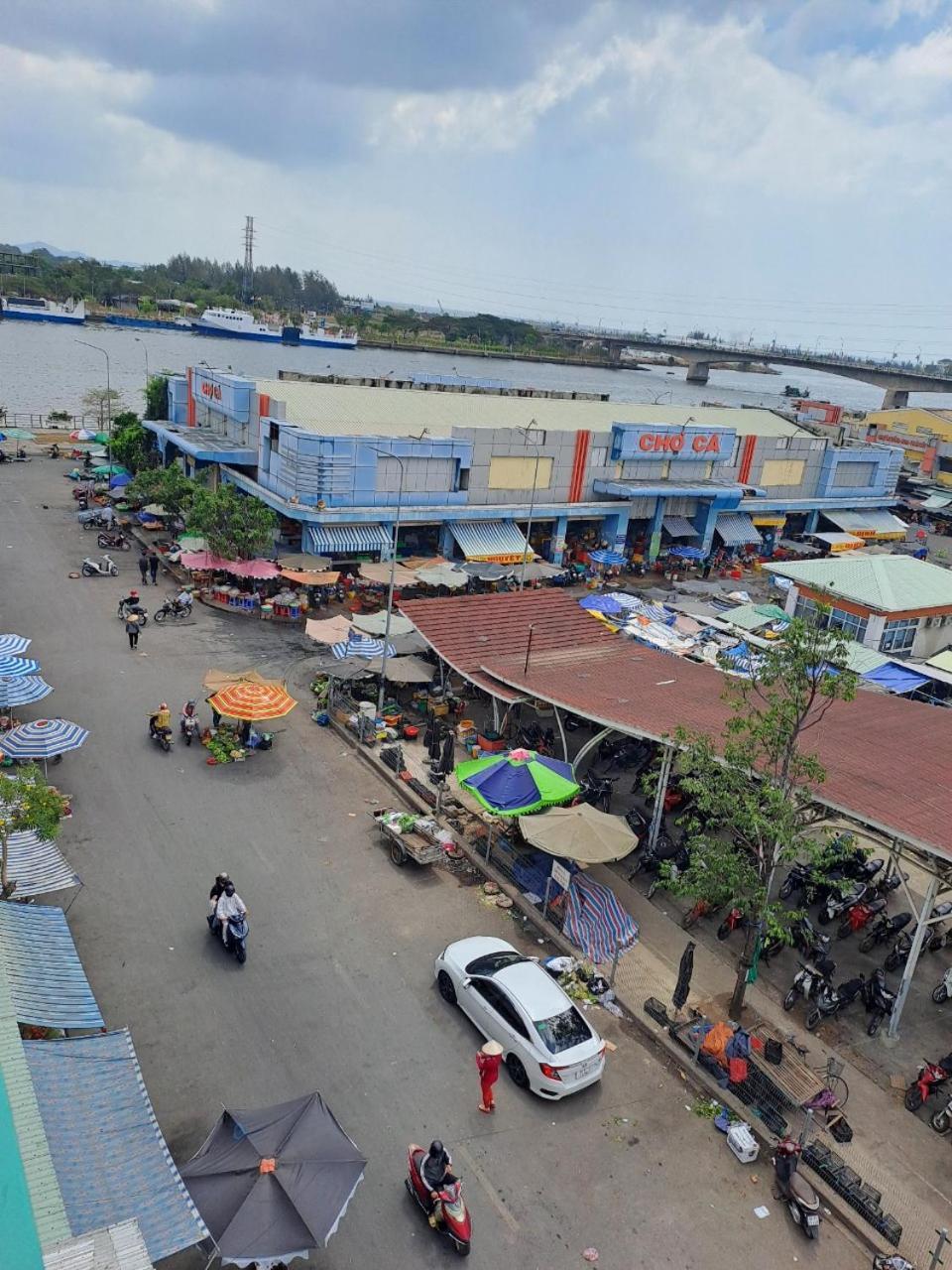 לינה וארוחת בוקר הא טיין Nha Nghi Nam Phuong מראה חיצוני תמונה